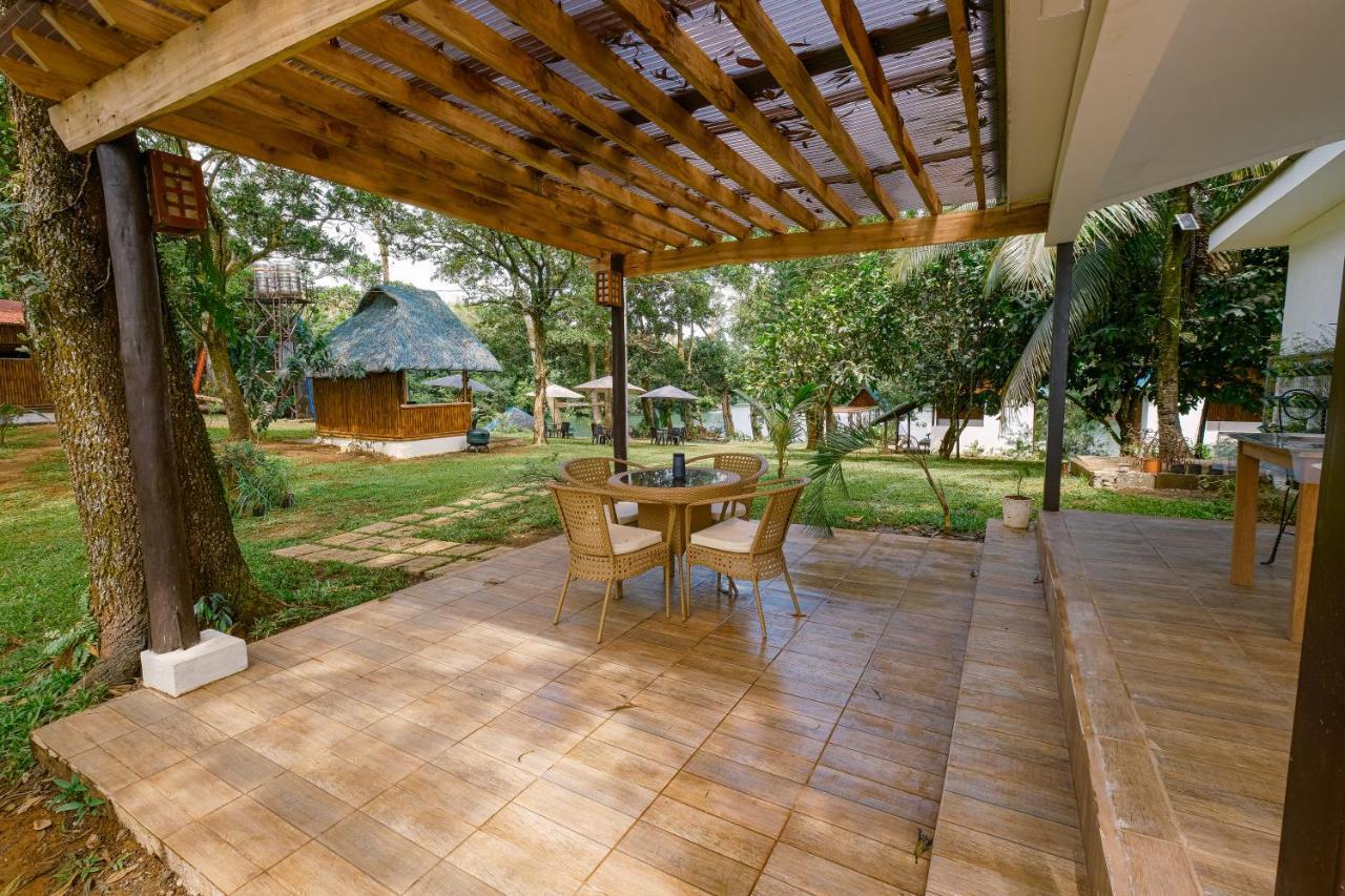 Almost Heaven Lake Resort By Cocotel Cavinti Exterior photo