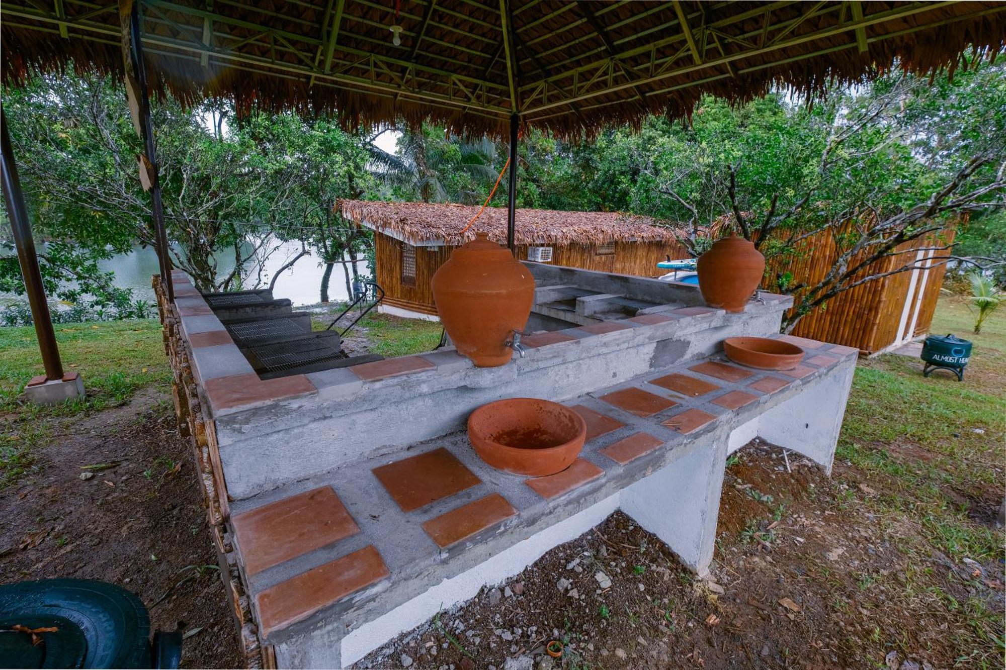 Almost Heaven Lake Resort By Cocotel Cavinti Exterior photo